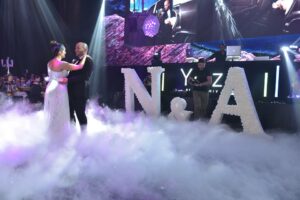 אותיות-פרחים-סלואו-חתונה