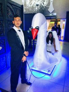 כניסה-מיוחדת-לבת-מצווה-ברבור